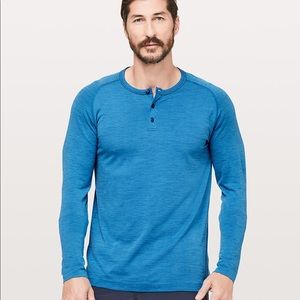 Lulu lemon long sleeve Henley like new